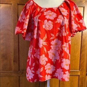 Umgee Womens Pleated Round Neckline Scarlet Red Floral Blouse Sz L